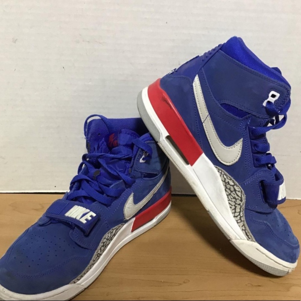 Jordan Legacy 312 Pistons